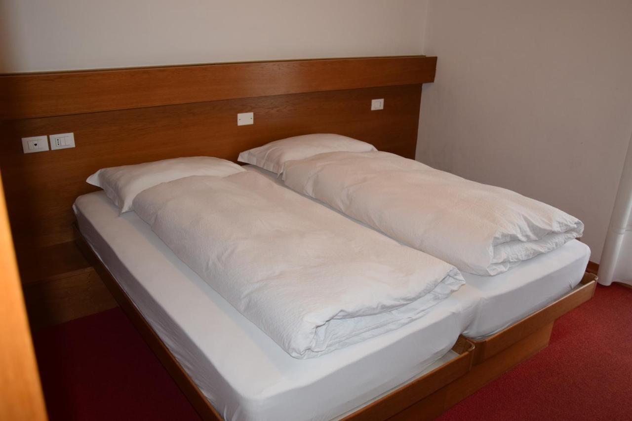 Ferrari Hotel 3*